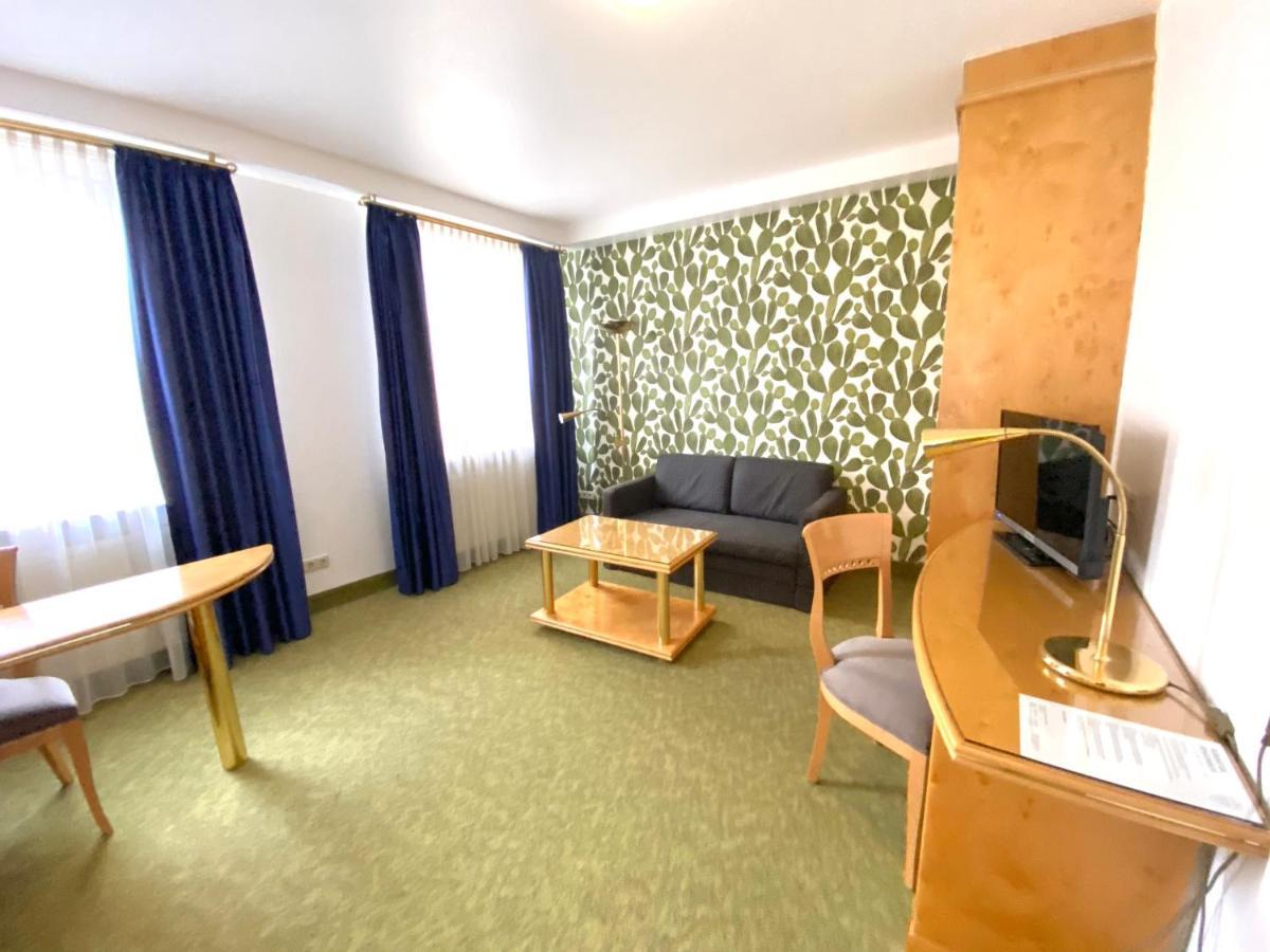 Hotel Rebgarten Schulgasse 3*